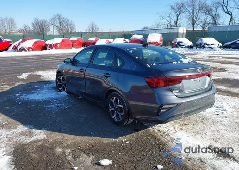 2020 Kia Forte Lxs z USA, uszkodzony, nr VIN 3KPF24AD4LE232674